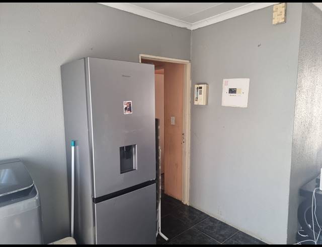 3 BEDROOM HOUSE FOR SALE IN TLHABANE WEST